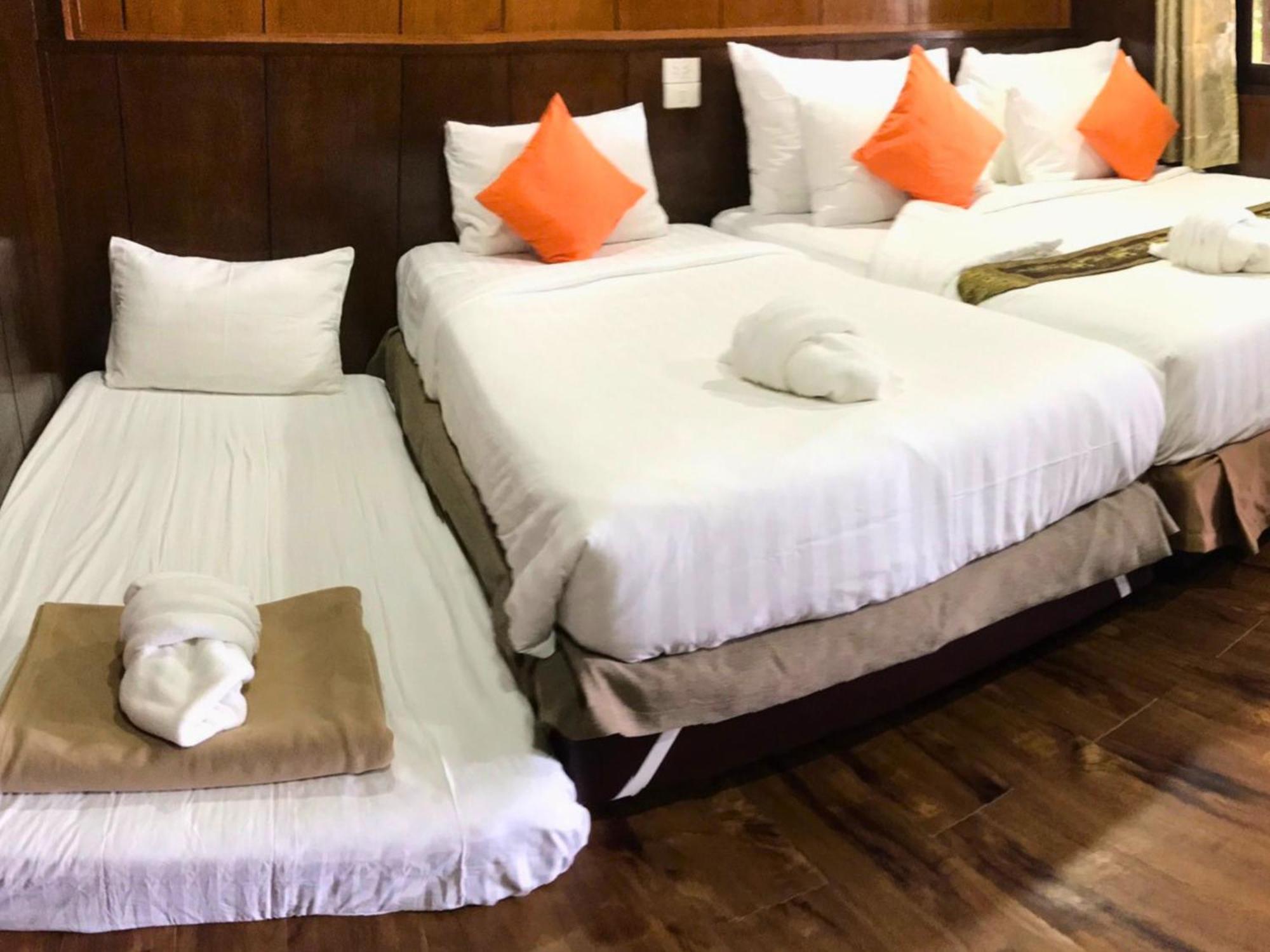 Chareena Hill Beach Resort Ко Липе Екстериор снимка