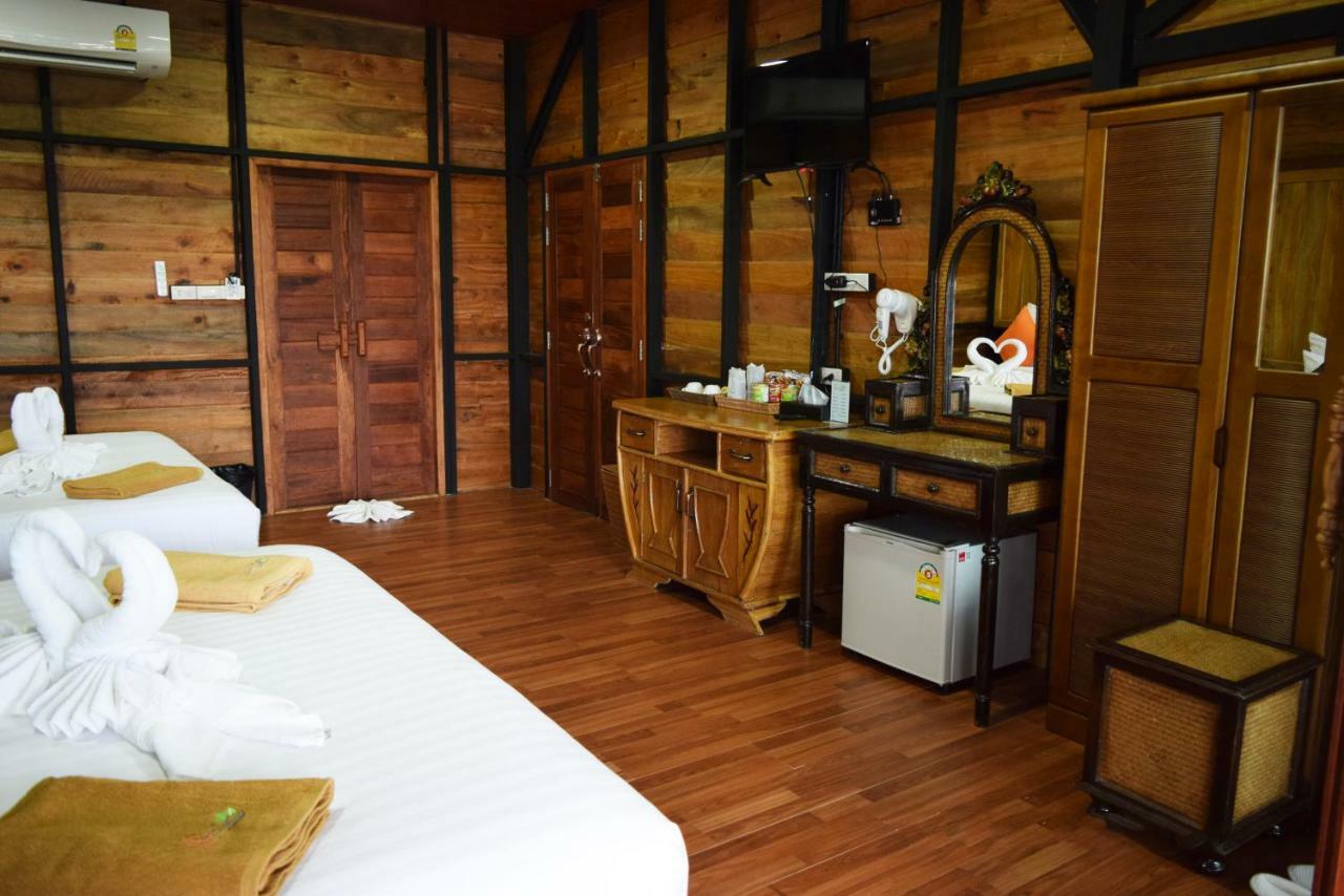 Chareena Hill Beach Resort Ко Липе Екстериор снимка