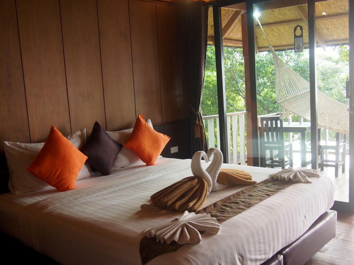Chareena Hill Beach Resort Ко Липе Екстериор снимка